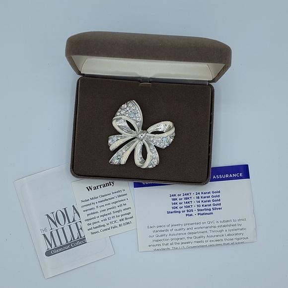 Vintage NIB Nolan Miller .925 Silver Bow Brooch With Rhinestones - Picture 1 of 6